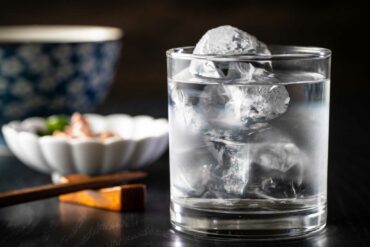 shochu-on-the-rocks