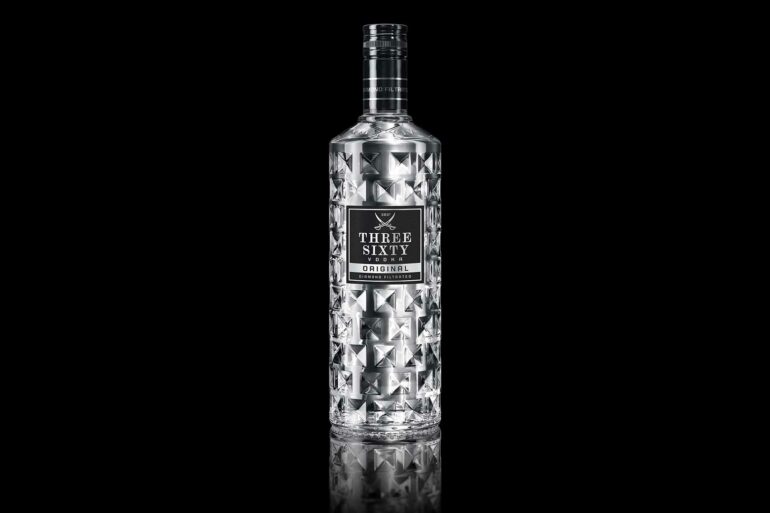 Three-Sixty-Vodka-fltrata-nel-diamante-Coqtail-Milano