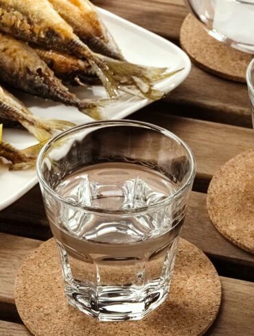 tsipouro-distillato-greco-storia-produzione-coqtail