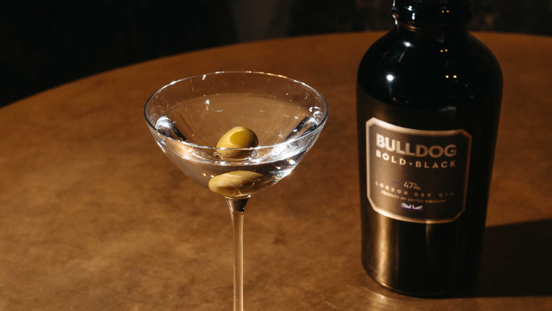 bulldog-bold-black-coqtail