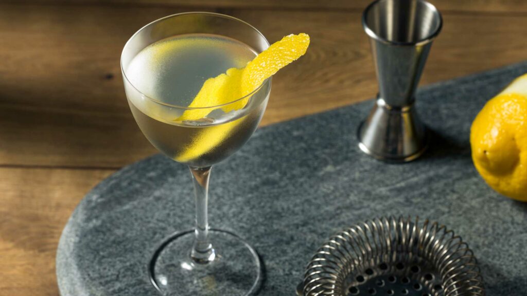 vesper-martini-cocktail-james-bond-coqtail