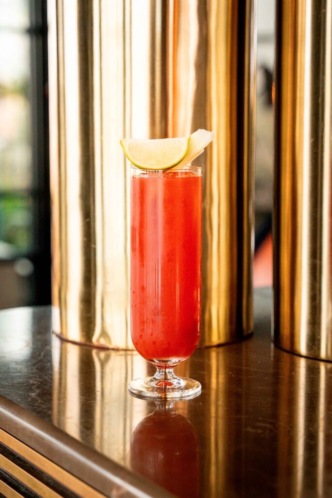 Bloody-Caesar-story-reciper-canadian-cocktail-coqtail