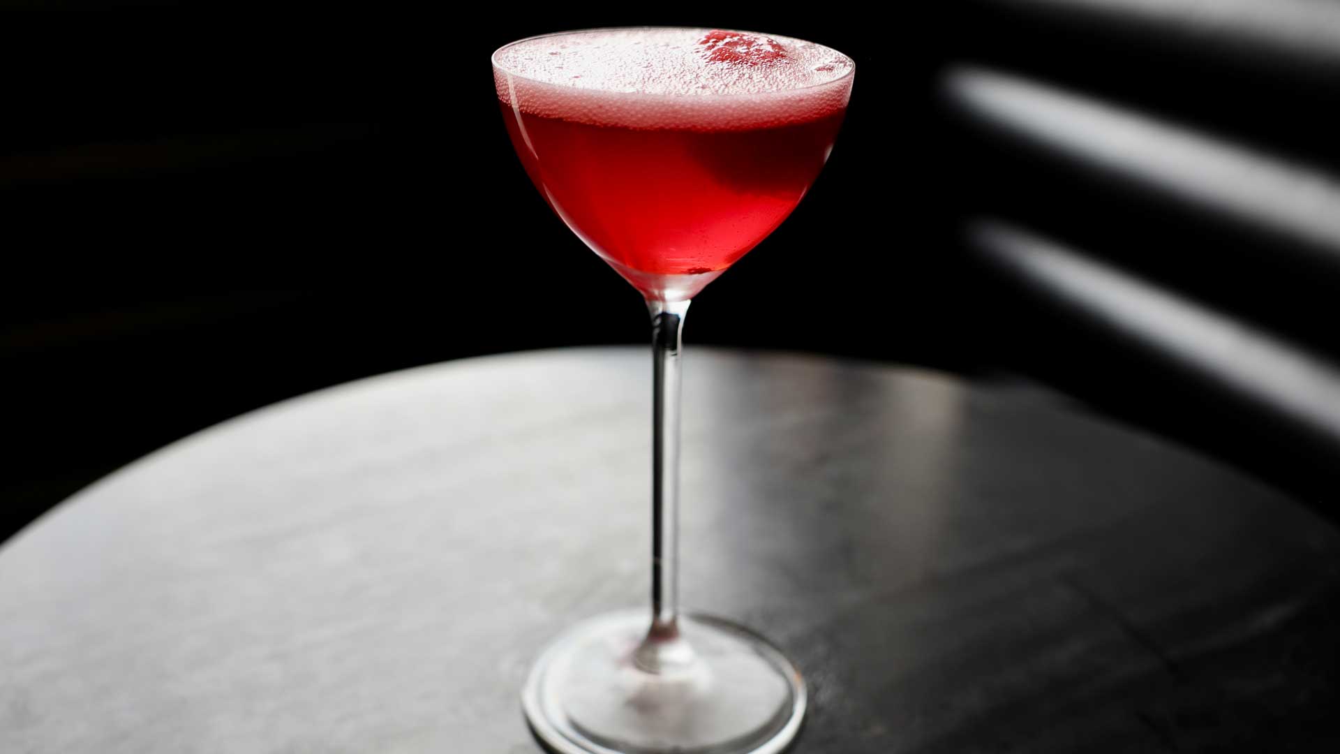 Lingonberry-nuovo-cocktail-di-Beats-e-Sips-Coqtail