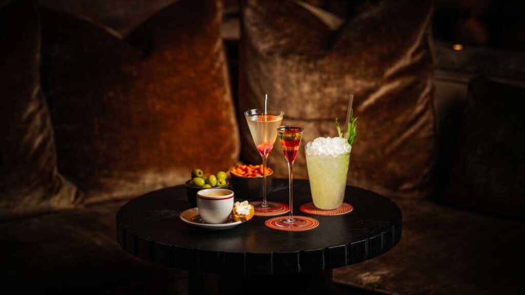 Archive-and-Myth-drink-list-bar-londra-Coqtail